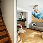 Holiday home Sloneczne Chatki *